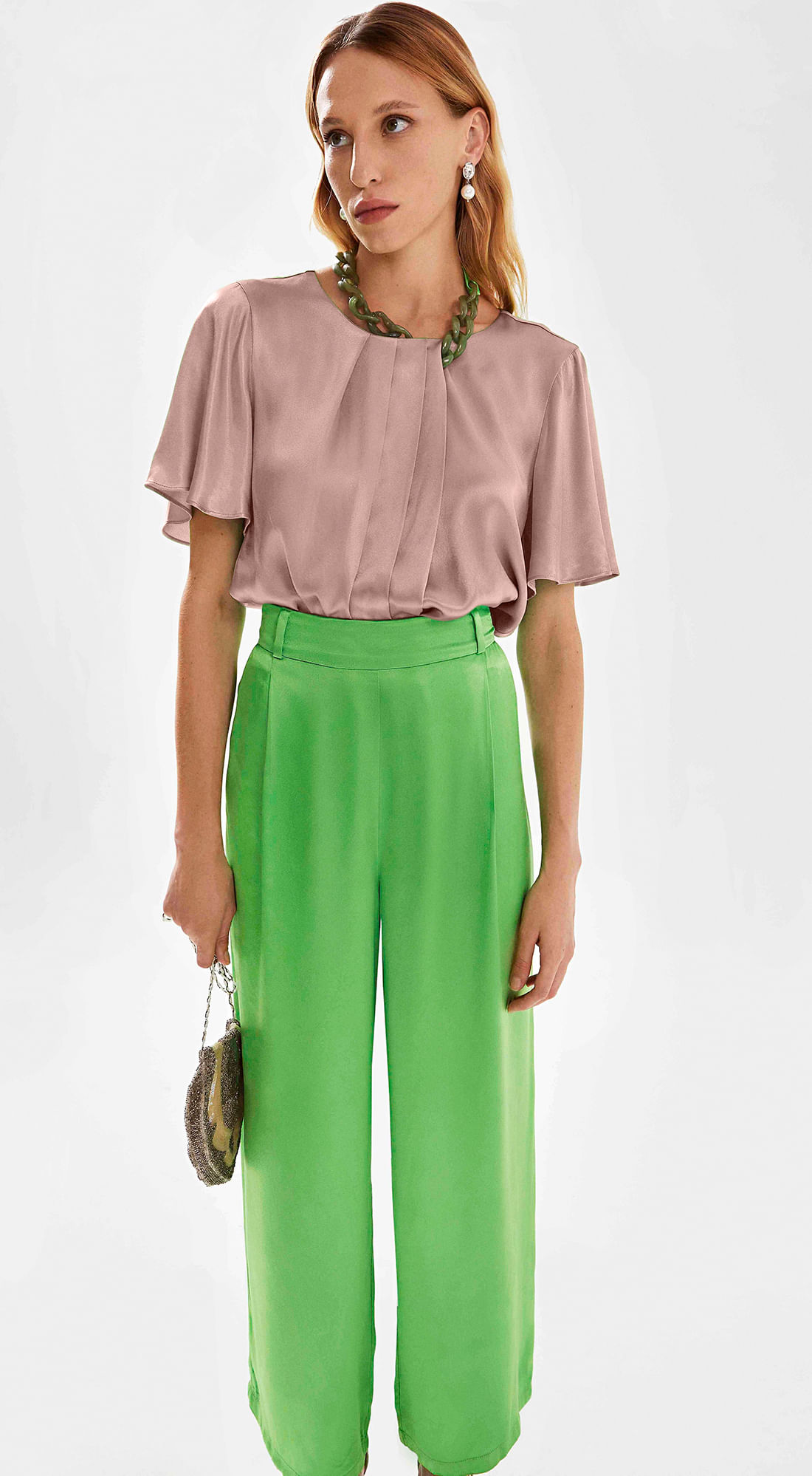 Blusa Iódice Decote Redondo Manga Curta Detalhe Corrente Rosa