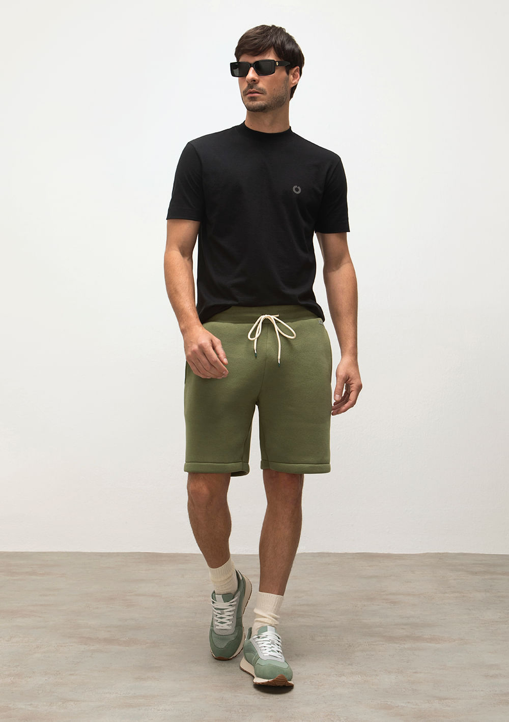 Bermuda Reta Com Silk Iodice Verde