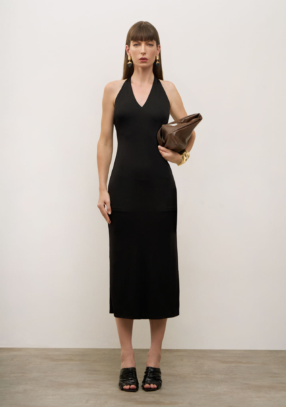 Vestido Iódice Ajustado Decote V Sem Manga Midi Preto