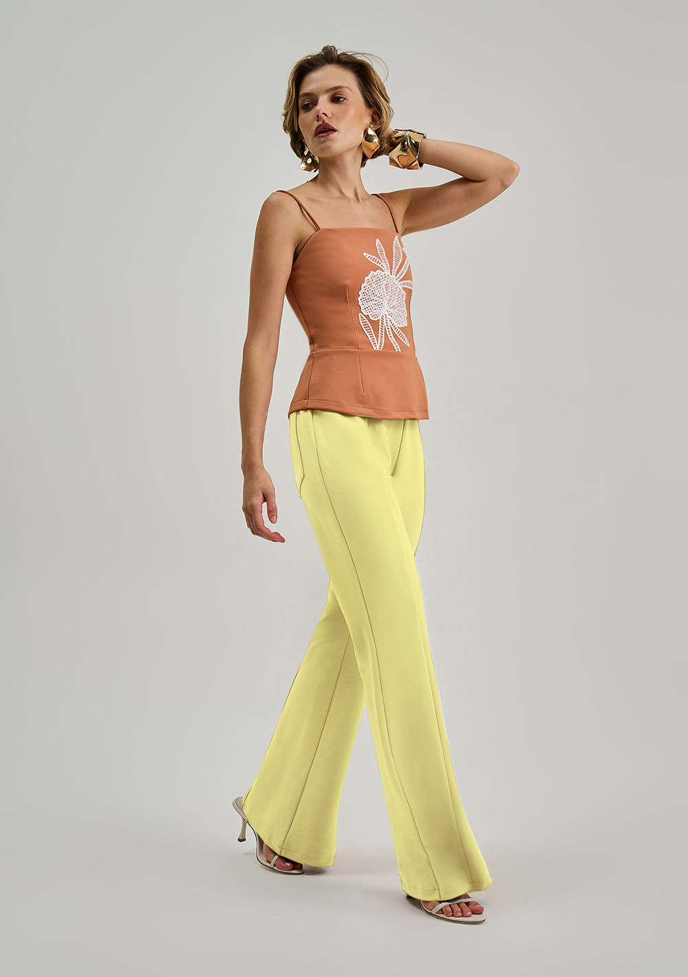 Calça Iódice Flare Alta Amarelo