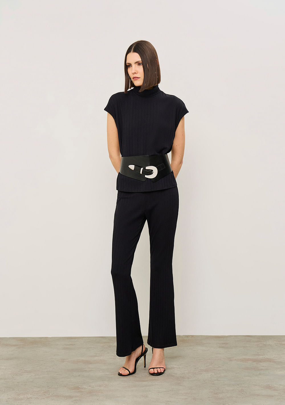 Calça Iódice Flare Alta Preto