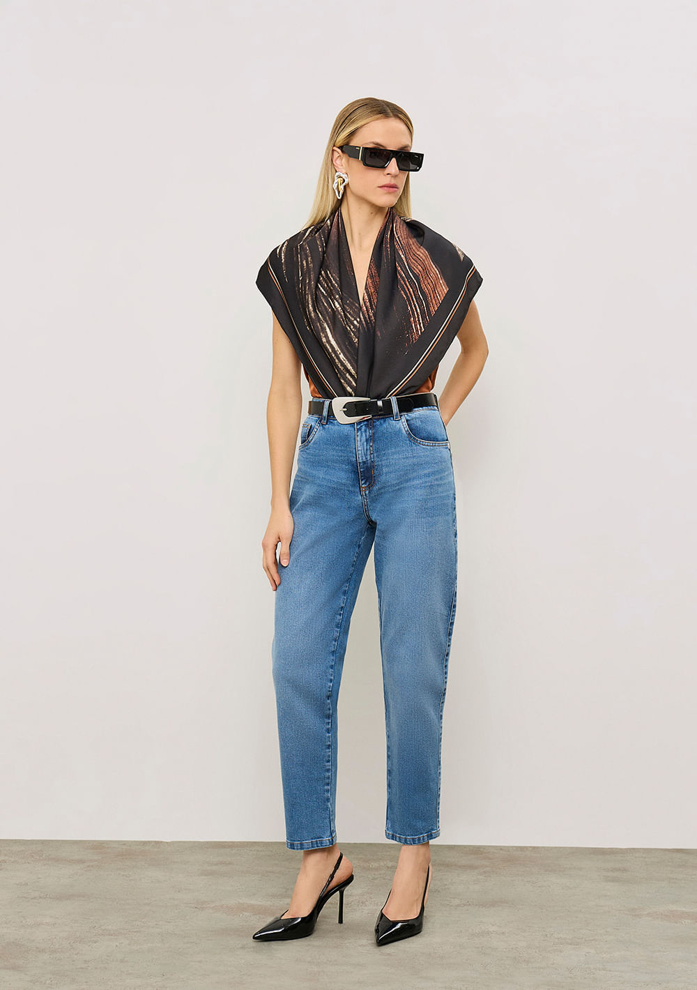 Calça Iódice Mom Média Azul